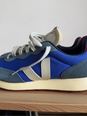 VEJA Rio Branco Sneakers Men’s Size 9 (EU 42) Blue/Grey